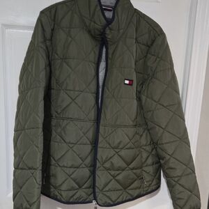 Tommy Hilfiger Wonen's Green Quilted Puffer Jacket W Gray Interior
